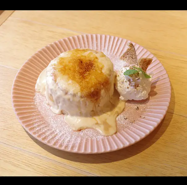 クリームカスタードのブリュレパンケーキ