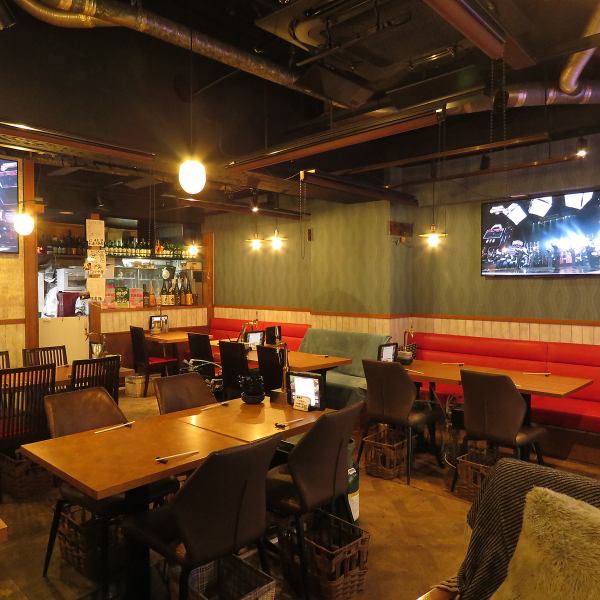 40名まで収容可能の、清潔感ある店内。女子会やデート使いで本格韓国料理をご堪能あれ★川口/サムギョプサル/チーズタッカルビ/韓国料理/ランチ/女子会/食べ放題/焼肉/馬刺し