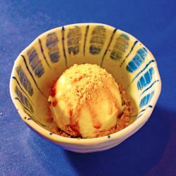 검은 꿀 콩가루 아이스