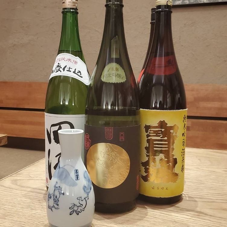 맛있는 일본 술의 맛을 끌어내는 팔꿈치를 준비했습니다