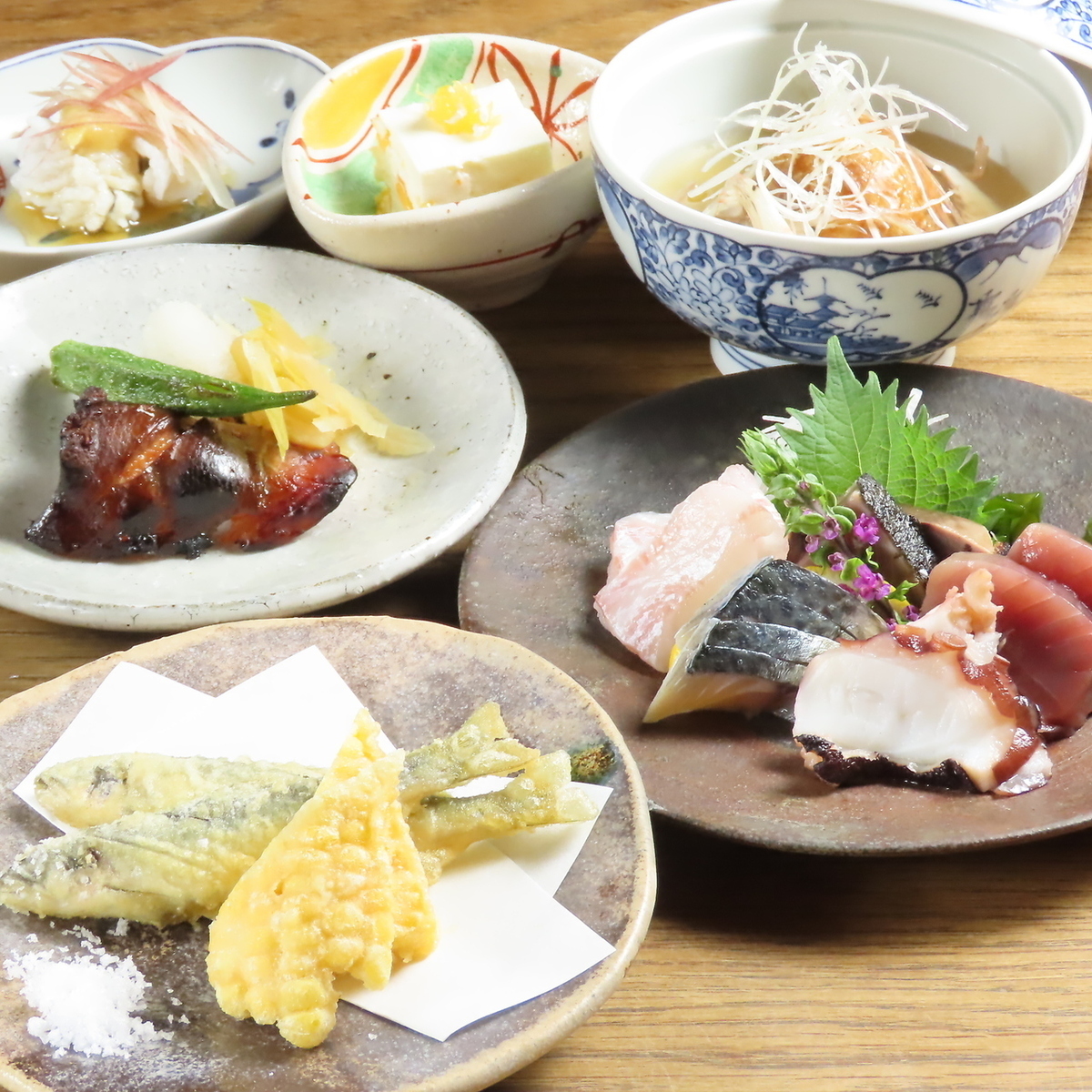 袋町に和食を日本酒と炭火焼きを味わうお店