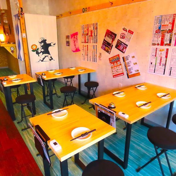 仕事帰りの飲み会や友人との集まり、サークルの打ち上げなど様々なシーンにピッタリです！お手頃価格のコースプランがあり、飲み放題付きコースは3000円台でご利用頂けます！また、時間無制限（店舗ラストオーダーまで）飲み放題は6050円(税込)、ソフトドリンクは2750円(税込)ですので、心ゆくまでお楽しみ下さい。