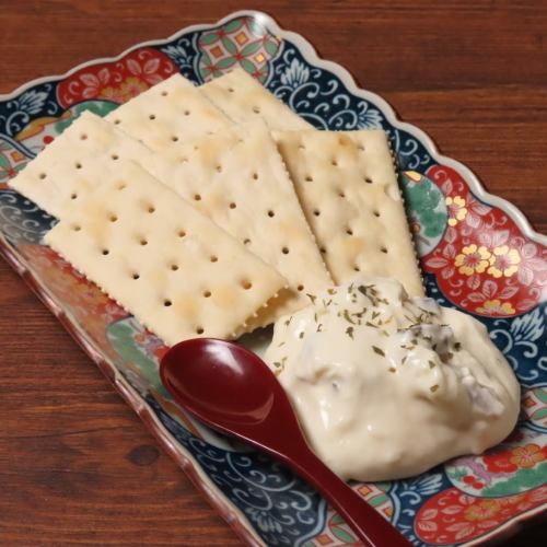 Smoked daikon cream cheese and crackers