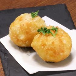 揚げじゃがバター　2ヶ