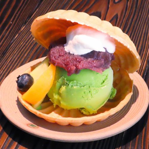 Tokachi red beans and matcha ice cream