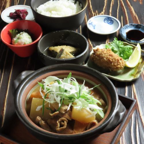【平日限定】豚もつ煮込み御膳