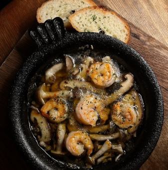 2H飲み放題付当店自慢の定番メニューが楽しめる《宴会コース》4950円