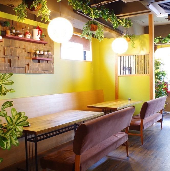 提供沙发座椅 ★ 非常适合在女生聚会、宴会、生日派对等场合放松身心 ♪