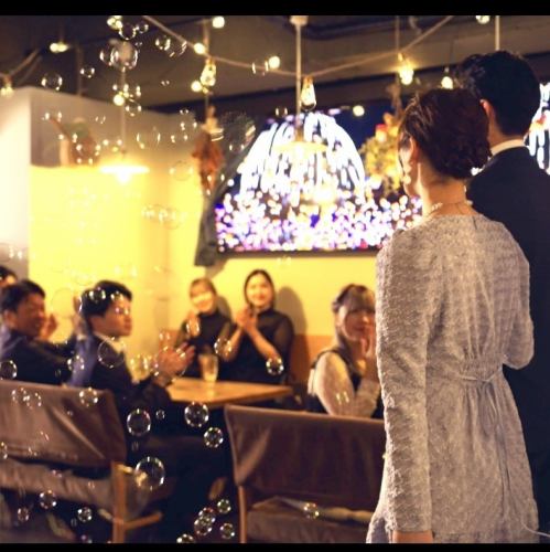 可容纳 60 人的楼层