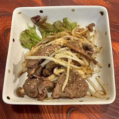 ししじん