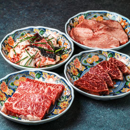 There are private rooms available for small groups.You can enjoy the finest yakiniku at your leisure.