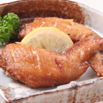 手羽先の唐揚げ(2本)