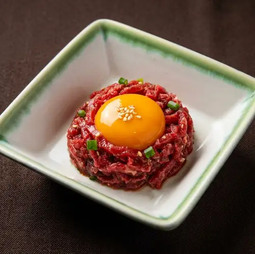 Domestic beef yukhoe