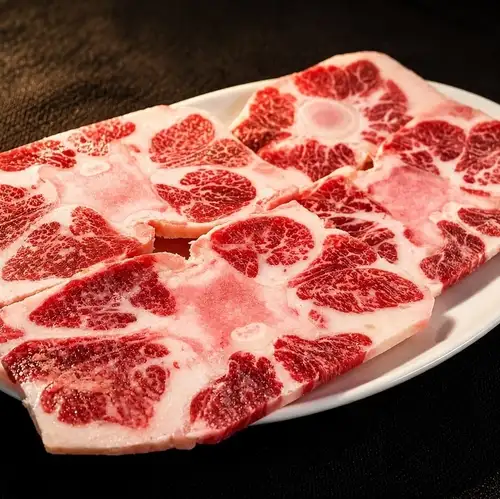Sliced tail (cow's tail)