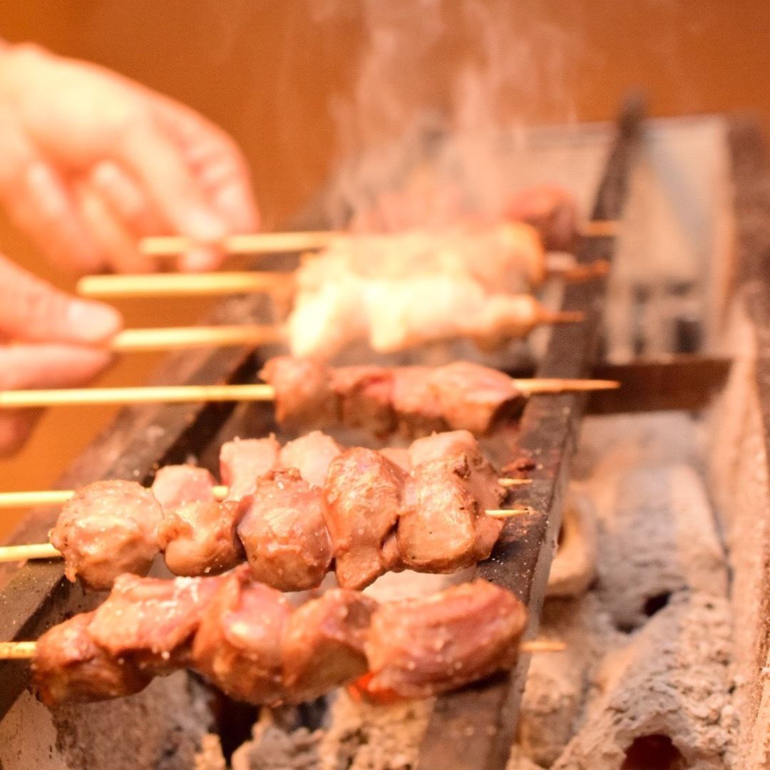 Please enjoy our carefully selected skewers with juicy gravy♪