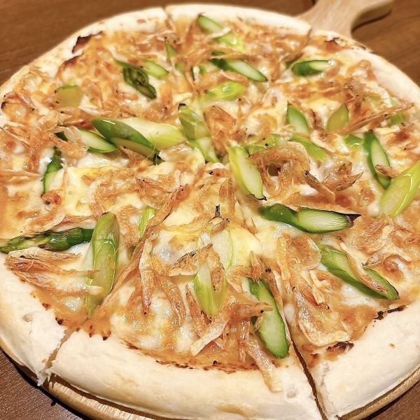 【季節限定】桜海老とアスパラの和風ピザ 味噌仕立て
