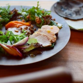 【発酵食で体の内側から健康に、きれいに！】Plaque  体に優しい発酵食プレート 1,980円 (税込)