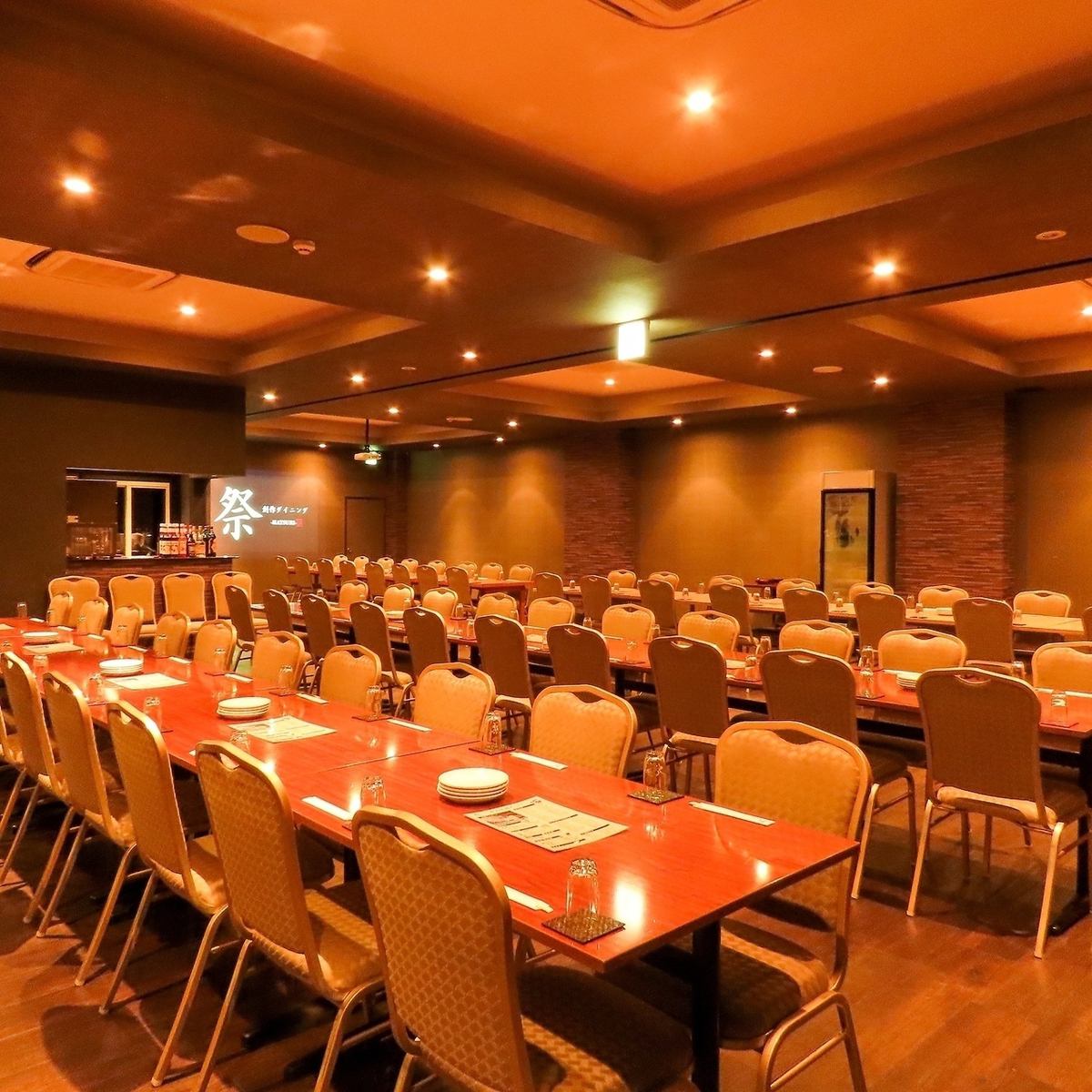 落ち着いた雰囲気漂うオシャレな個室席を多数完備している"祭"!