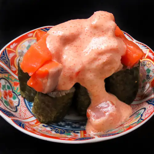 サーモン明太マヨのっけ巻き