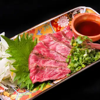 阿波牛イチボの炙りタタキ