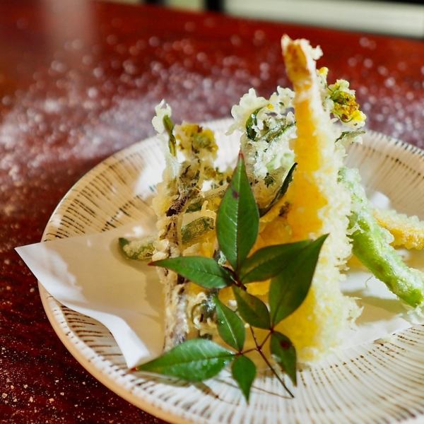 お食事から大人数のご宴会まで、最大50名まで大歓迎です◎