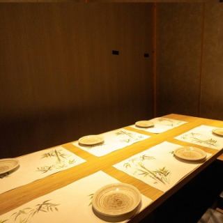 【5 명 ~ 6 명】 파고다타 석이 충실합니다.데이트나, 합콘, 생일 등 여러가지 연회의 이용에도 부디♪※사진은 계열점입니다.