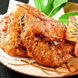 Grilled chicken wings from Mikawa chicken