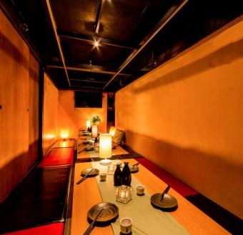 與其他放養雞相比,日向地雞是一種健康雞,脂肪、膽固醇和卡路里含量都很低。它美味的秘訣在於其獨特的飼料配方,這種飼料低卡路里、高蛋白,並添加了海藻以富含維生素E。因此,吃得越多,越健康!盡情享用吧!