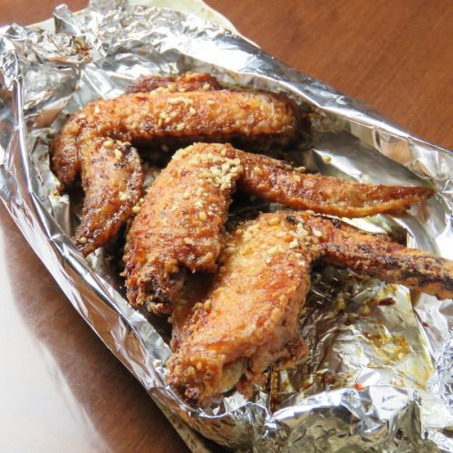 Spicy Grilled Chicken Wings / Maitake Tempura