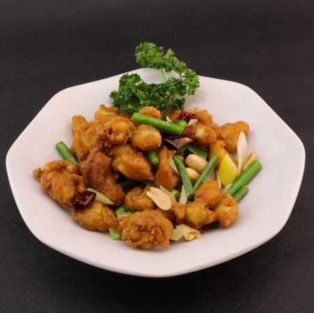 鶏肉の軟骨炒め