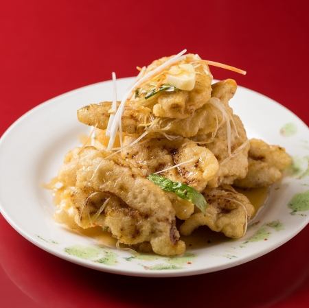 鍋包肉(豚肩ロースの甘酢揚げ)