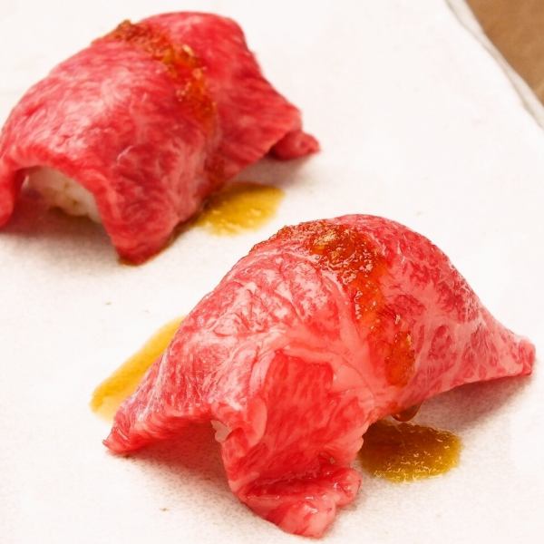 Enchanting taste.Many repeat customers!A must-try dish, Wagyu special selection <<Wagyu beef nigiri>> Consistent