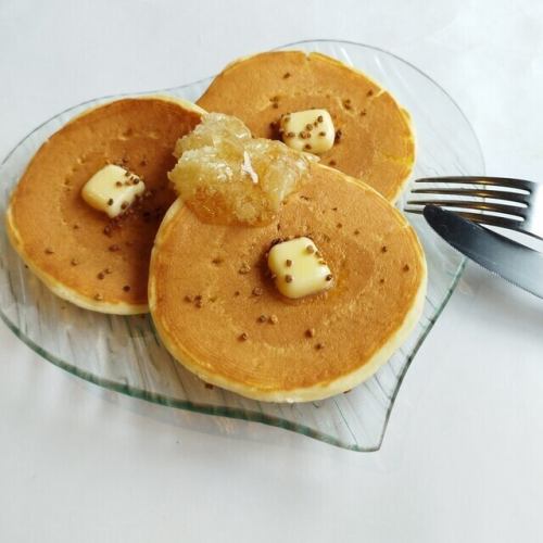 巣蜜のパンケーキ