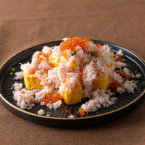 《団体宴会の予約受付中》宴会コースは嬉しい3時間飲み放題付き！蟹の出汁たっぷりな創作玉子焼きは絶品