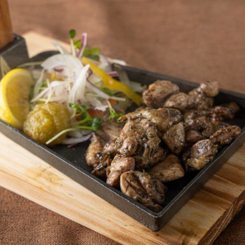 地鶏もも炭火焼き