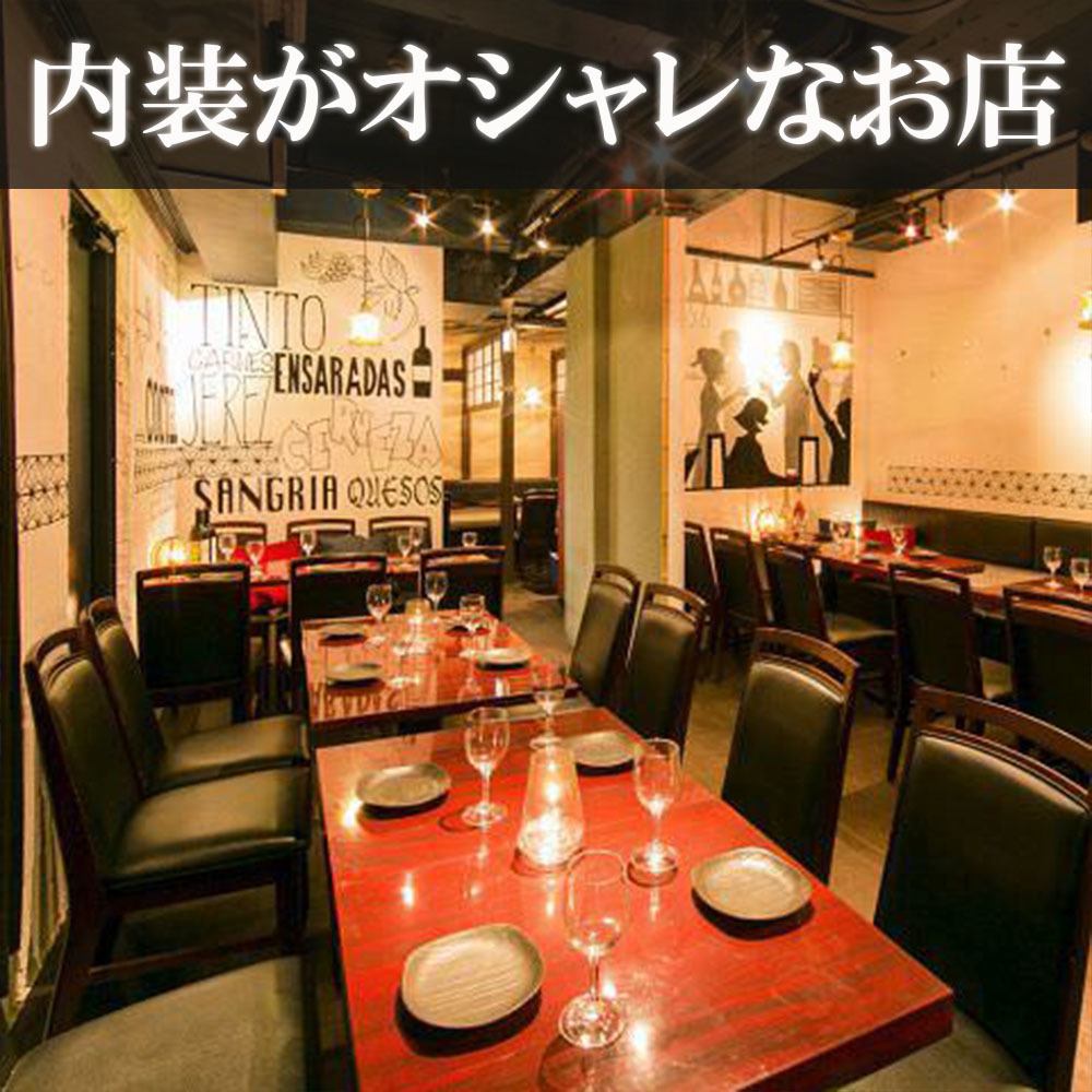 Many spacious couple seats♪Enjoy your meal in a stylish atmosphere♪