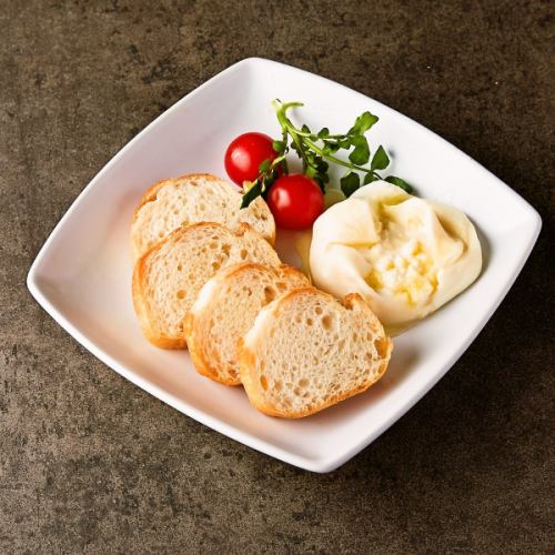 Honey Burrata cheese with bucket