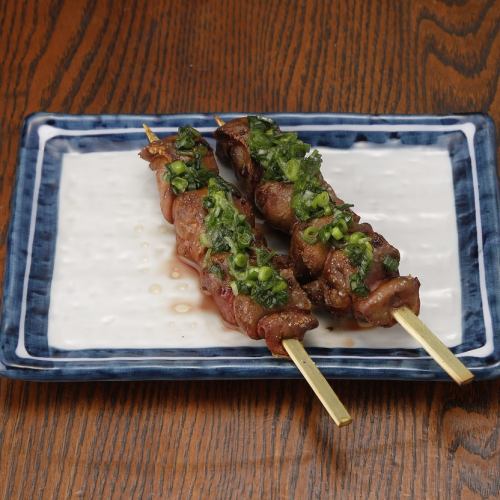 情熱レバー串(塩orタレ)