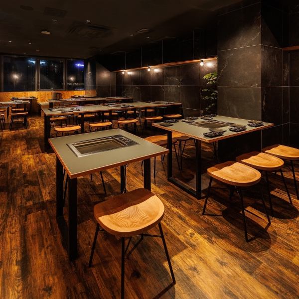 It has a casual and private feel filled with the warmth of wood.Perfect for a drinking party with friends, a casual yakiniku banquet, or a family gathering!You can spend a wonderful time in a stylish space that has been carefully decorated!