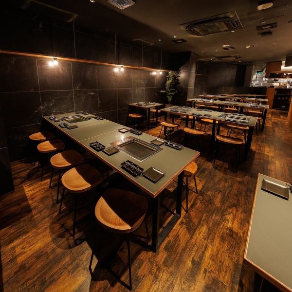 The restaurant has a bright and casual atmosphere with wood as its main theme.★We have many seats available for groups, and we will accommodate the number of guests.We welcome large groups of people, such as company drinking parties and casual banquets.