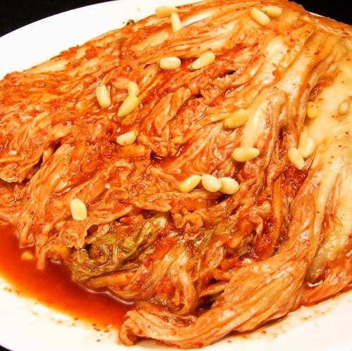 Chinese cabbage kimchi / kakuteki / oikimchi / bean sprouts / spinach with sesame oil