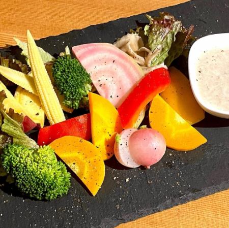 Warm Vegetable Bagna Cauda ~Mackerel Garlic Sauce~