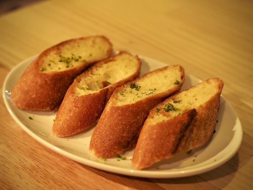 ガーリックトースト
