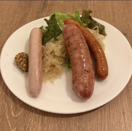 ソーセージ３種盛り合わせ