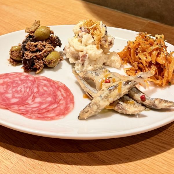 女性人気No.１！ビール&ワインと相性抜群の『前菜５種盛り合わせ』