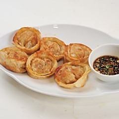 Kimchi Gyoza/Meat Gyoza