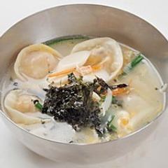 Bugok/Chewy dumpling soup