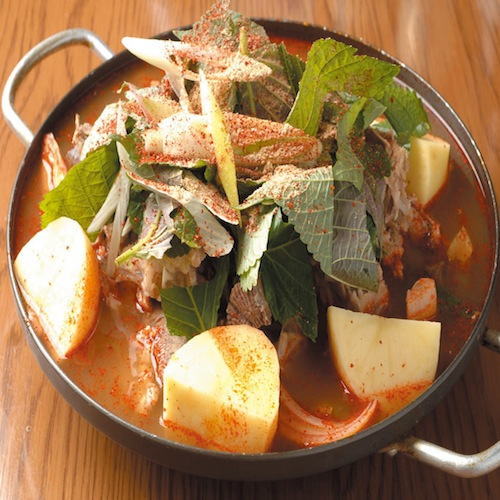 Gamjatang/potato and pork jjigae hotpot