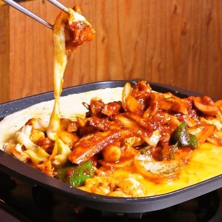 Korean food in Ikebukuro / Banquets / All-you-can-drink / Cheese Dakgalbi / Girls' night out / Private party