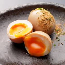 1 soft-boiled egg simmered for 5 hours